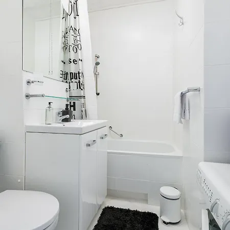 Apartment Rentplanet - Przy Parku Mirowskim Warsaw