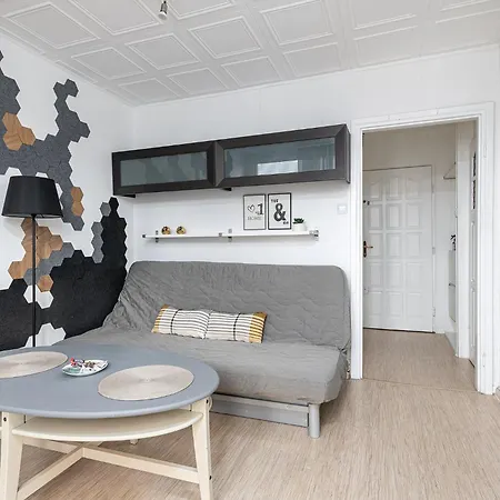 Apartmán Rentplanet - Przy Parku Mirowskim *